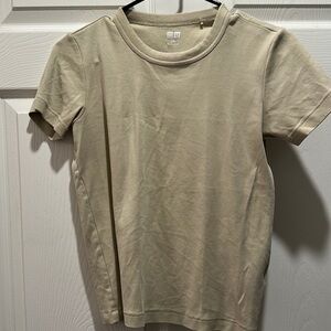 Uniqlo Beige Short Sleeve T-Shirt